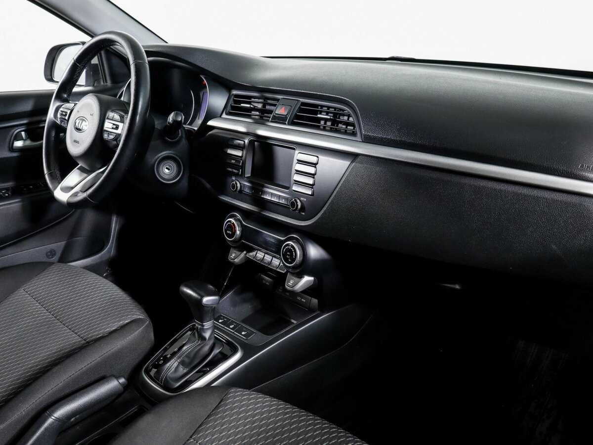 Купить Kia Rio X-Line, 2018, 177 806 км, фото №5