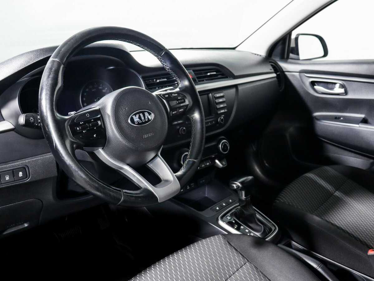 Купить Kia Rio X-Line, 2018, 177 806 км, фото №9
