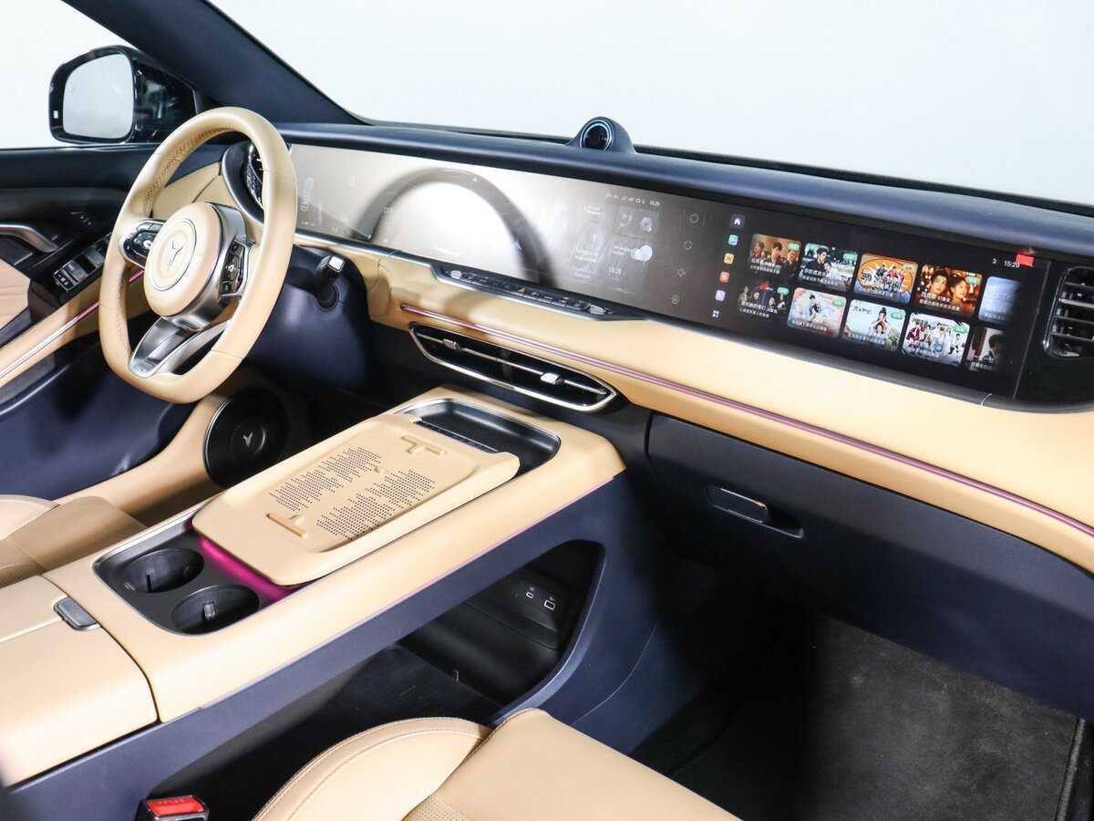 Купить Voyah Free, 2023, 38 200 км, фото №4