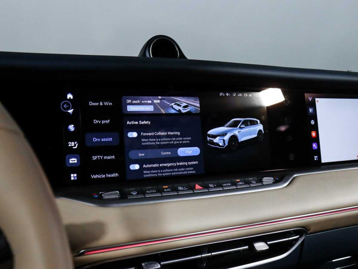 Купить Voyah Free, 2023, 9 868 км, фото №22