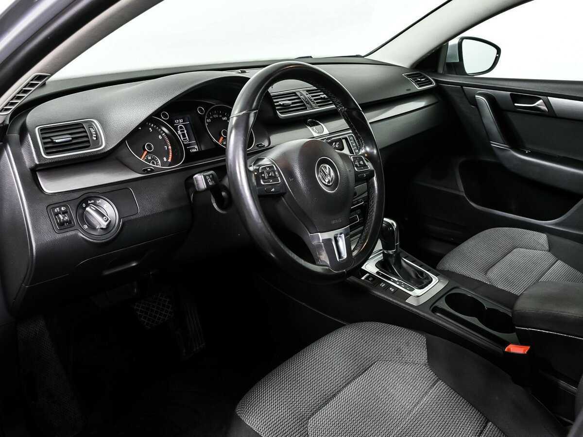 Купить Volkswagen Passat, 2011, 229 000 км, фото №12