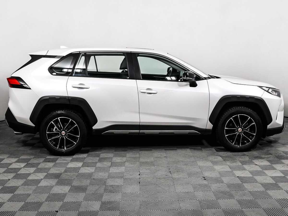 Купить Toyota RAV4, 2023, 12 411 км, фото №4
