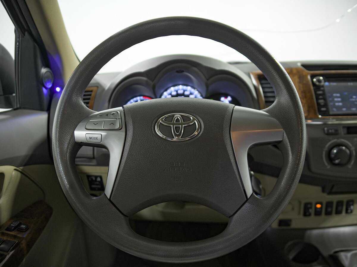 Купить Toyota Fortuner, 2012, 146 500 км, фото №8
