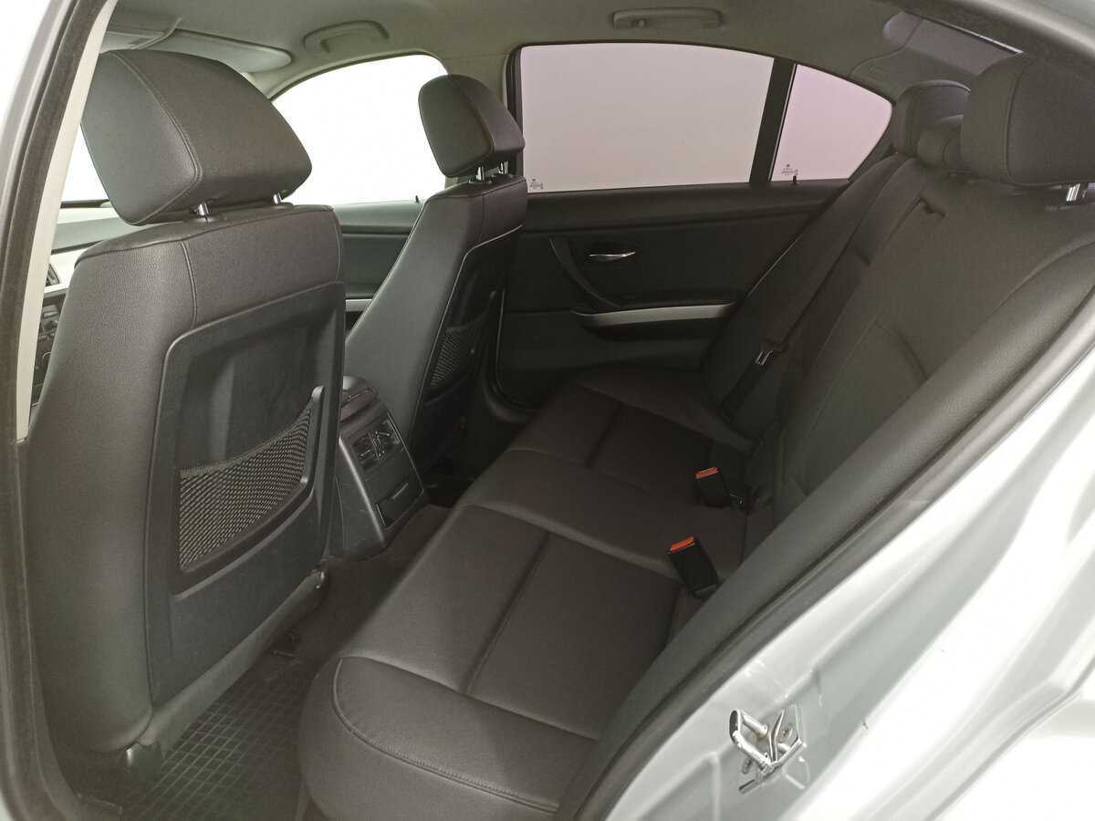 Купить BMW 3 серии 325i, 2006, 243 001 км, фото №12