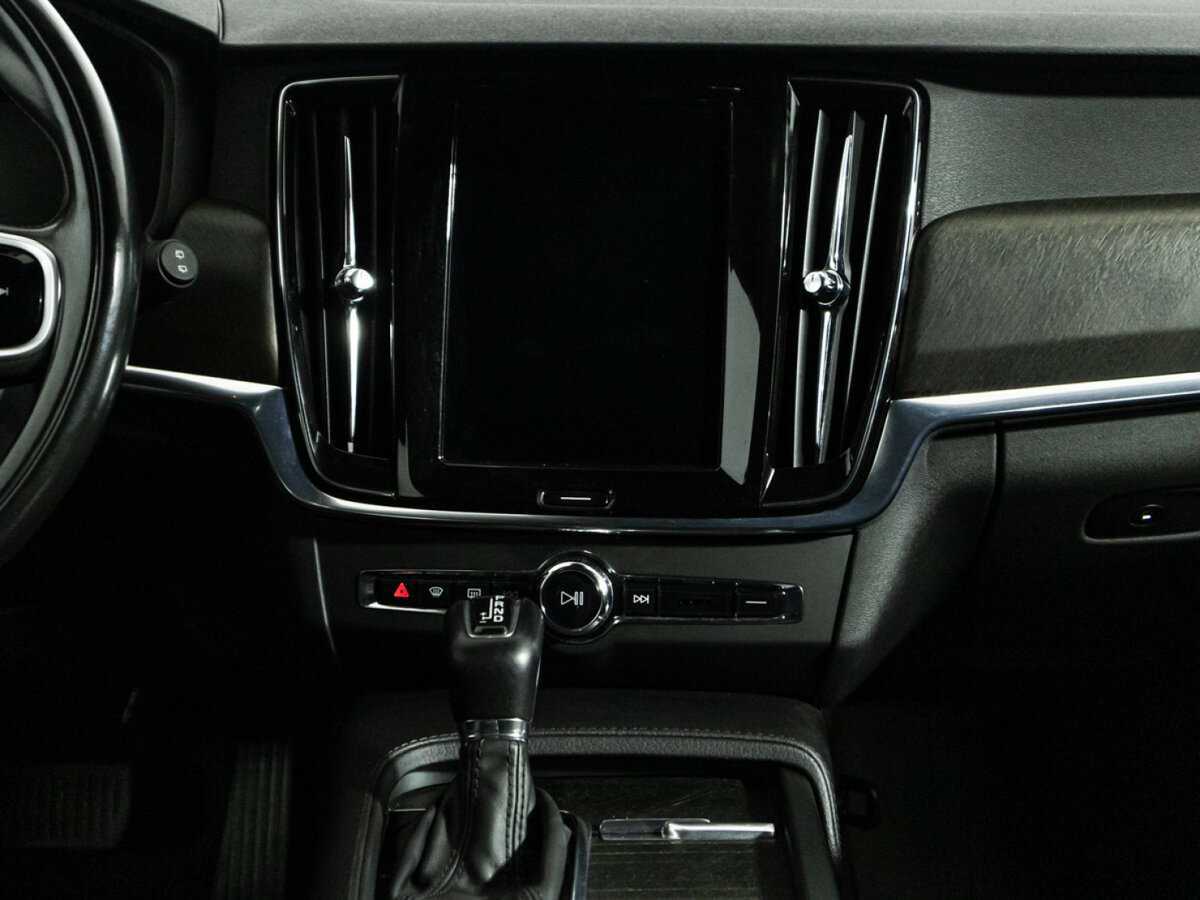 Купить Volvo V90 Cross Country, 2019, 164 171 км, фото №14