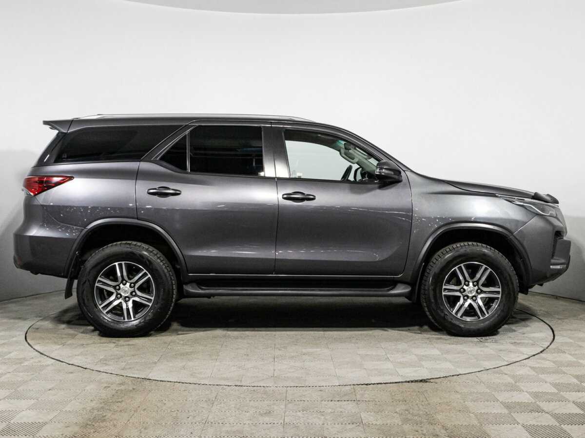 Купить Toyota Fortuner, 2020, 72 000 км, фото №4