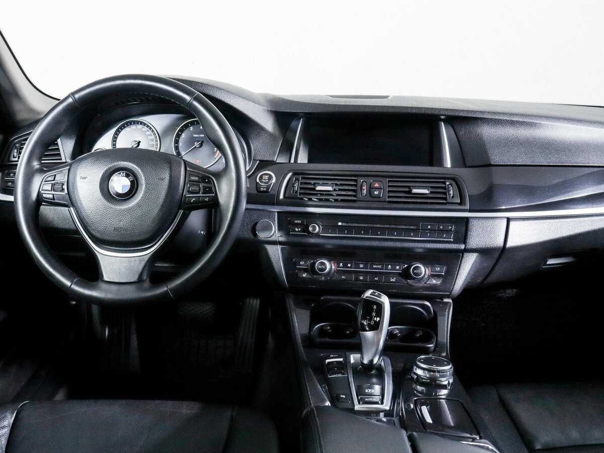 Купить BMW 5 серии 520i, 2013, 278 000 км, фото №9