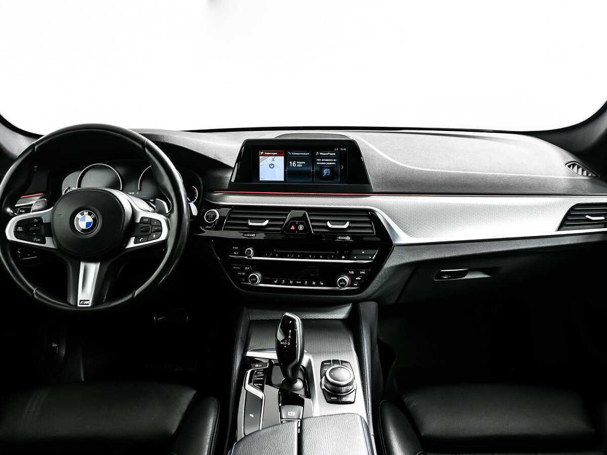 Купить BMW 5 серии 520d xDrive, 2019, 70 690 км, фото №11