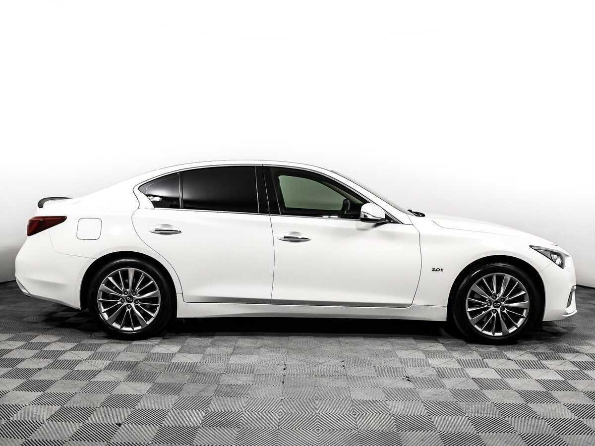 Купить Infiniti Q50, 2018, 113 069 км, фото №4