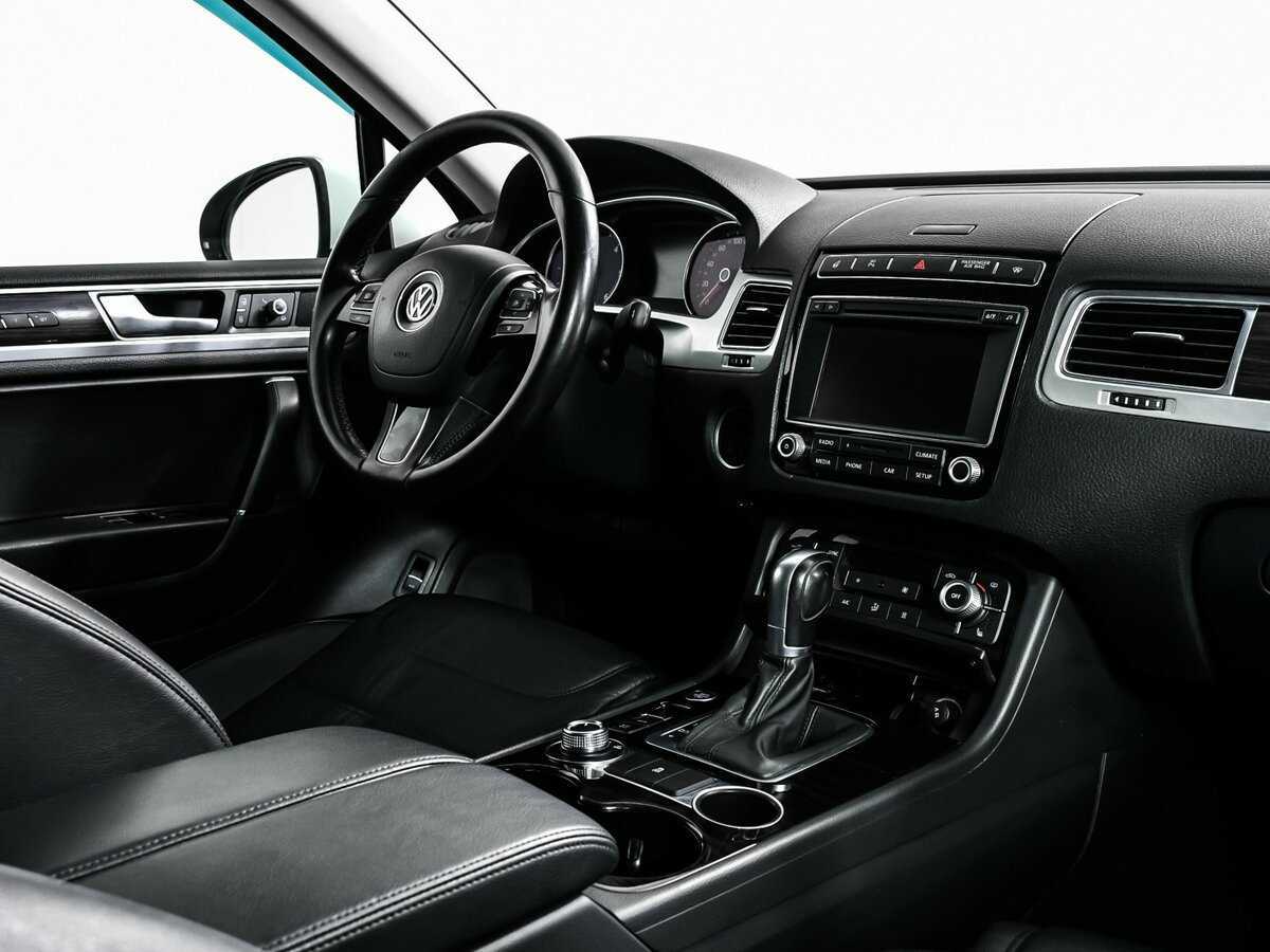 Купить Volkswagen Touareg, 2016, 107 427 км, фото №9