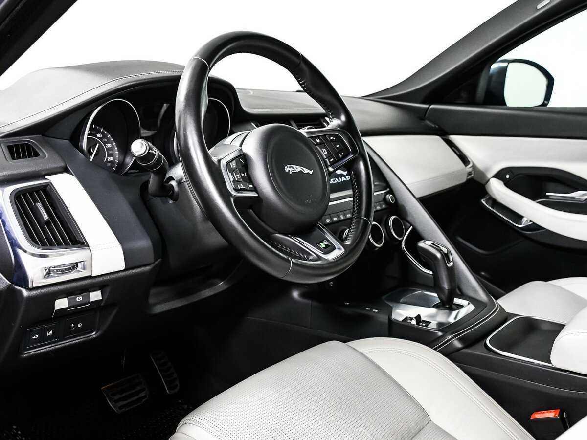Купить Jaguar E-Pace, 2018, 98 000 км, фото №12
