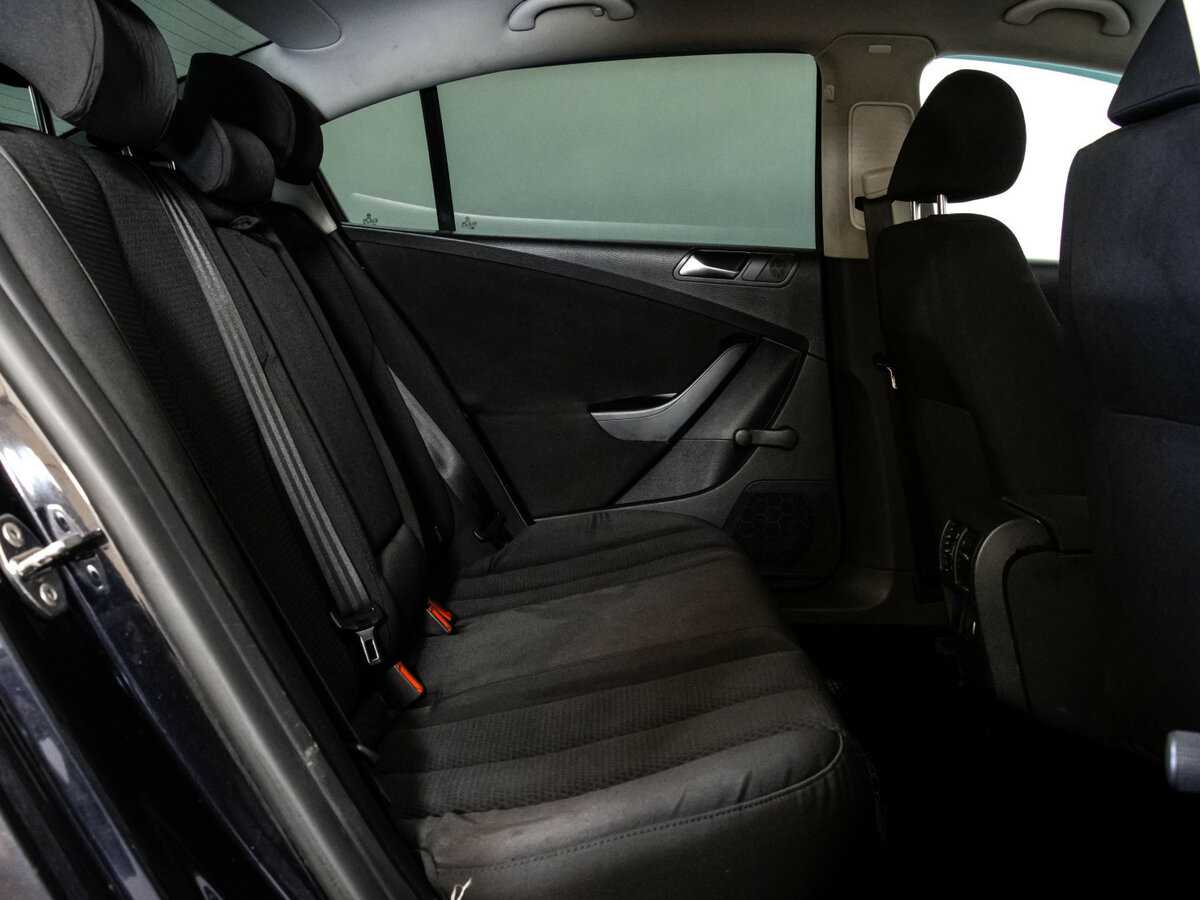 Купить Volkswagen Passat, 2008, 286 541 км, фото №12