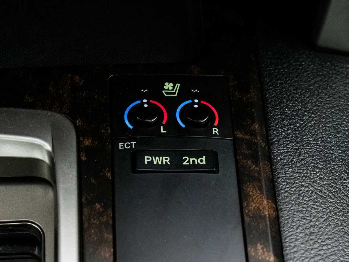 Купить Toyota Land Cruiser, 2012, 99 000 км, фото №24