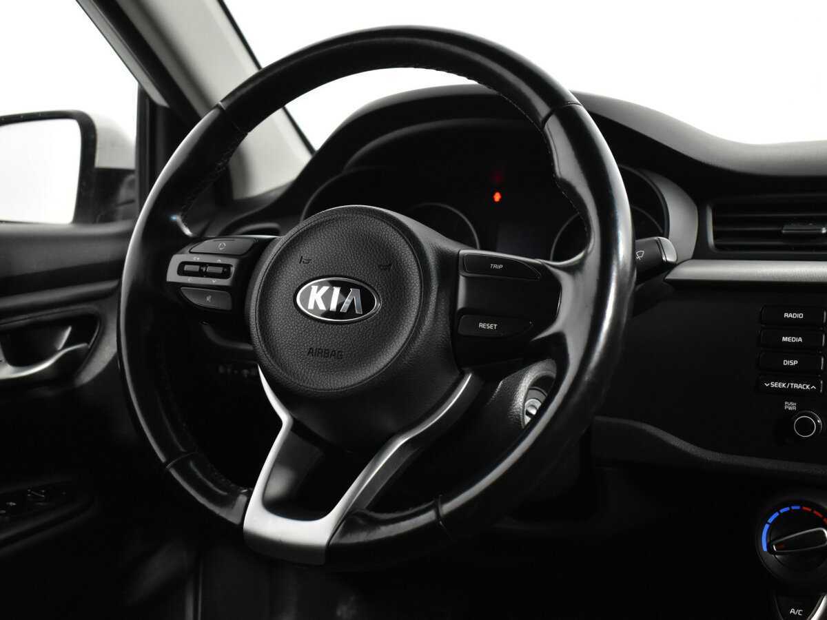 Купить Kia Rio, 2017, 99 813 км, фото №12