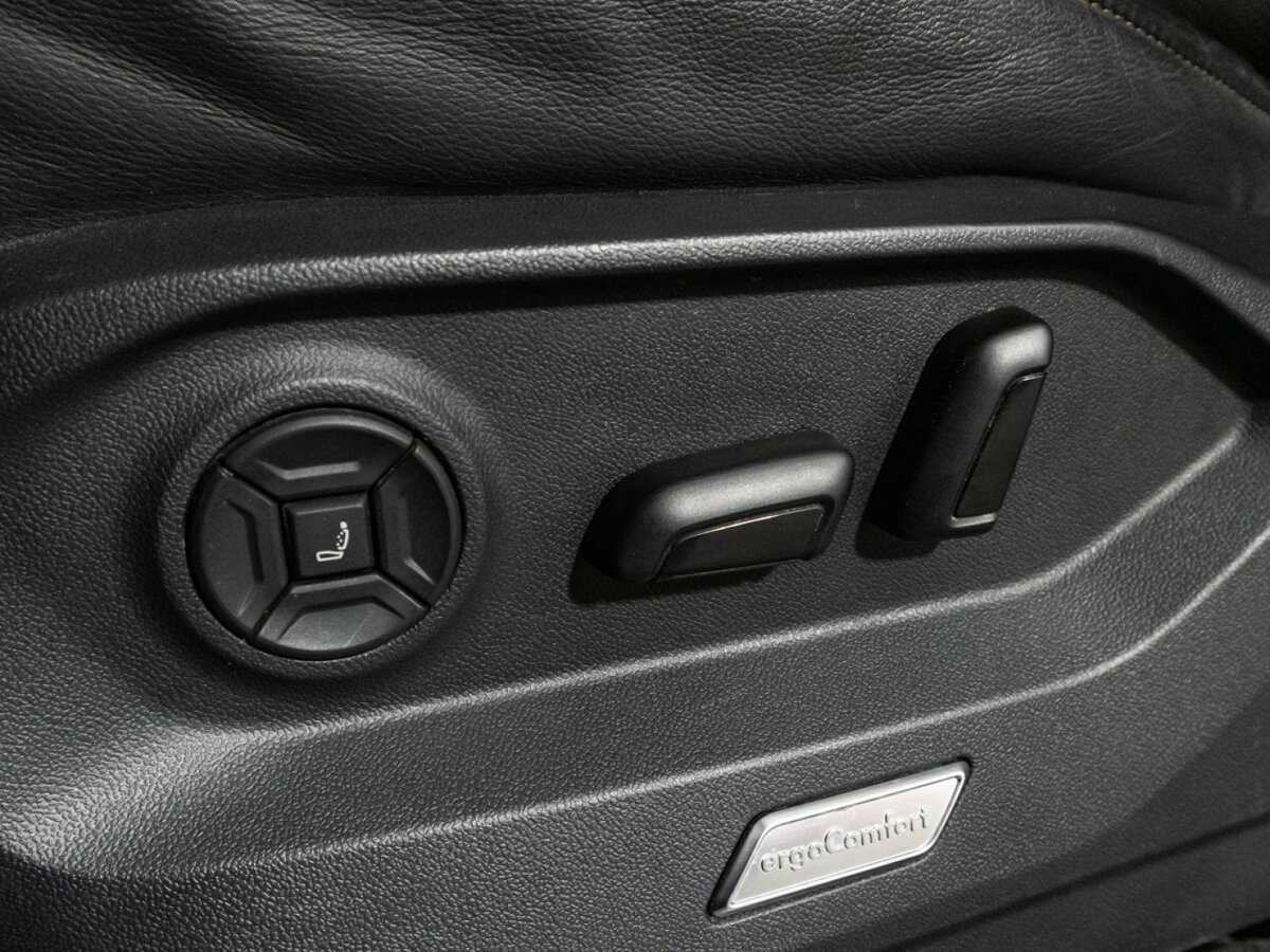 Купить Volkswagen Touareg, 2019, 145 123 км, фото №20