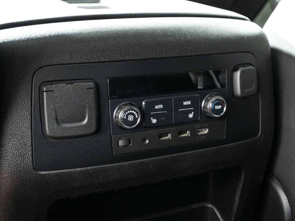 Купить Chevrolet Tahoe, 2019, 120 620 км, фото №16