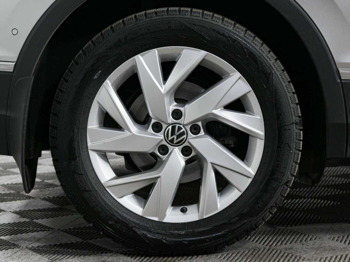 Купить Volkswagen Tiguan, 2021, 122 718 км, фото №20