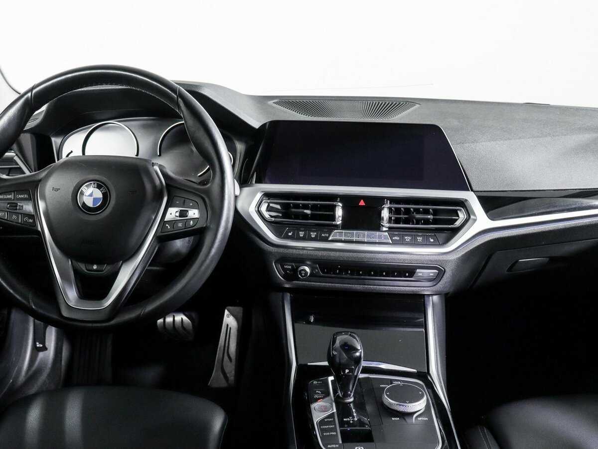 Купить BMW 3 серии 318d, 2019, 95 281 км, фото №9