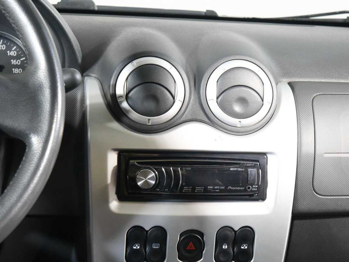 Купить Renault Sandero Stepway, 2011, 130 582 км, фото №9