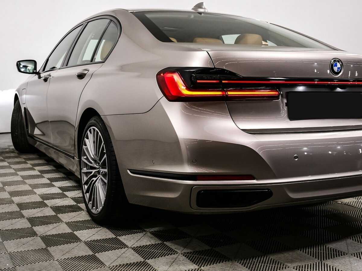 Купить BMW 7 серии 745e, 2019, 50 846 км, фото №21