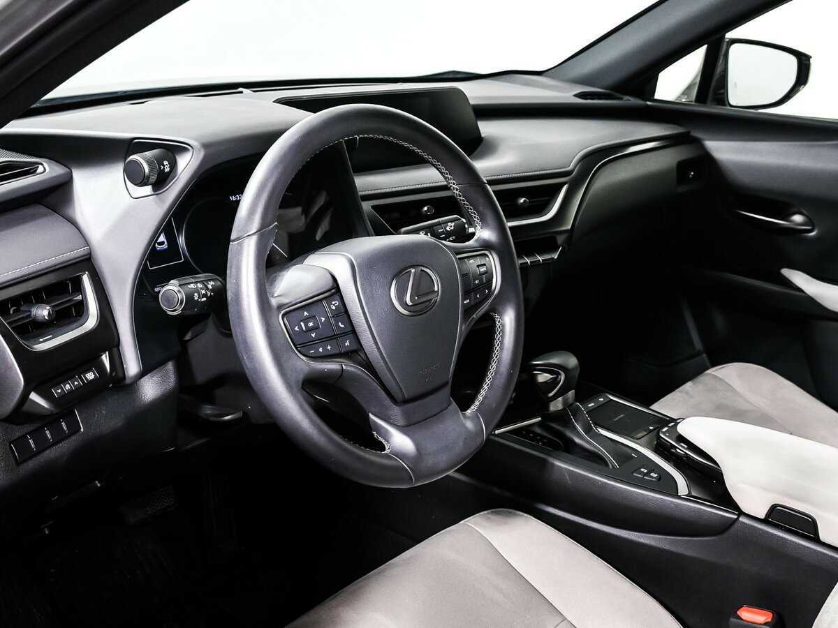 Купить Lexus UX 200, 2021, 16 667 км, фото №12