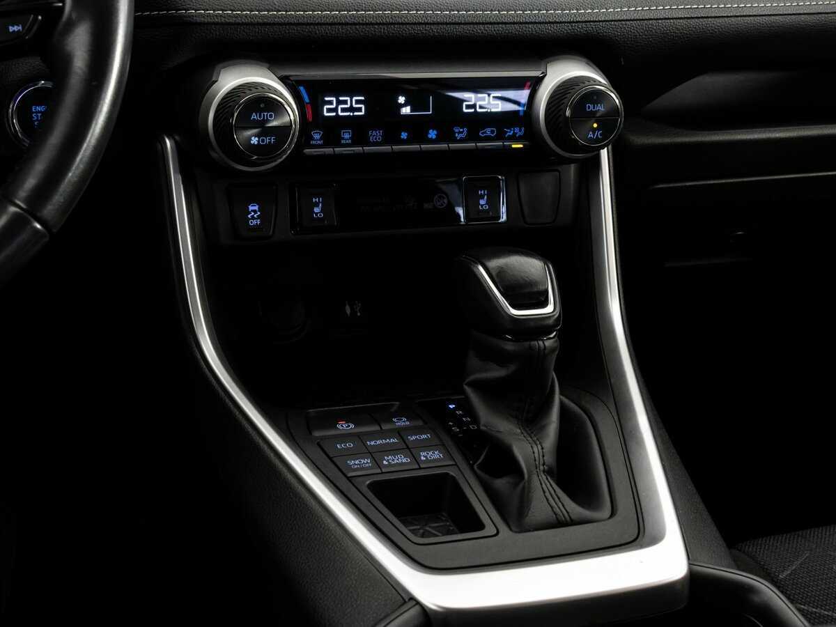 Купить Toyota RAV4, 2020, 60 000 км, фото №11