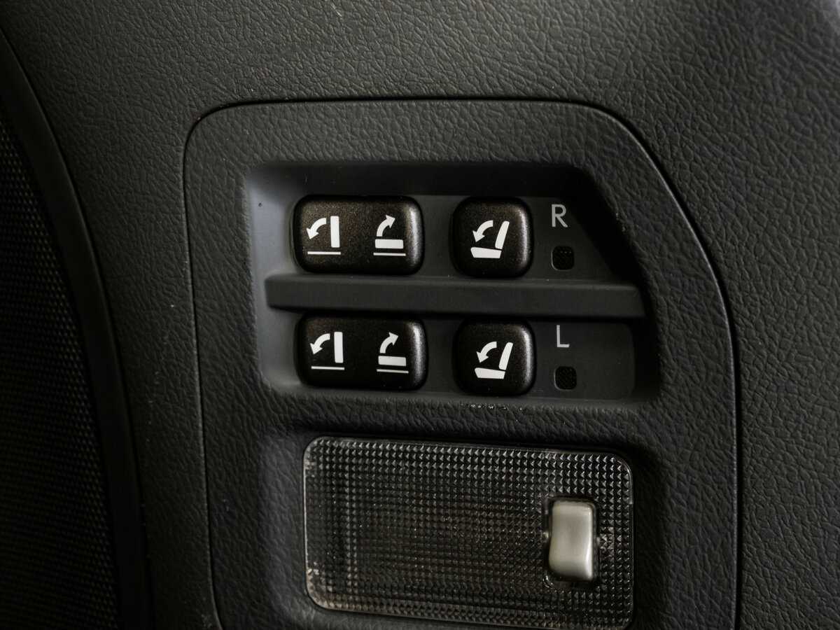 Купить Lexus LX 570, 2008, 165 110 км, фото №29