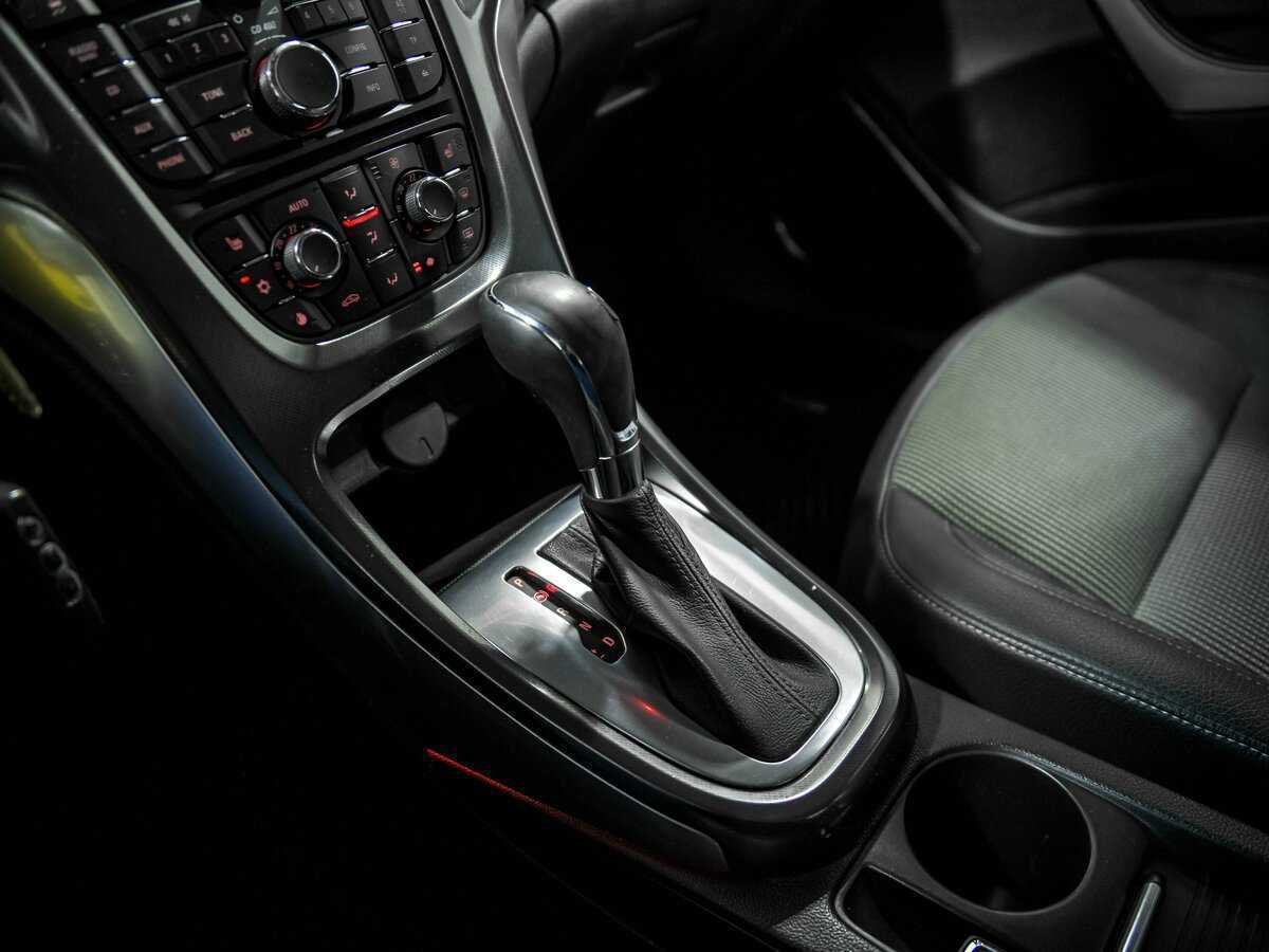 Купить Opel Astra, 2011, 167 768 км, фото №10