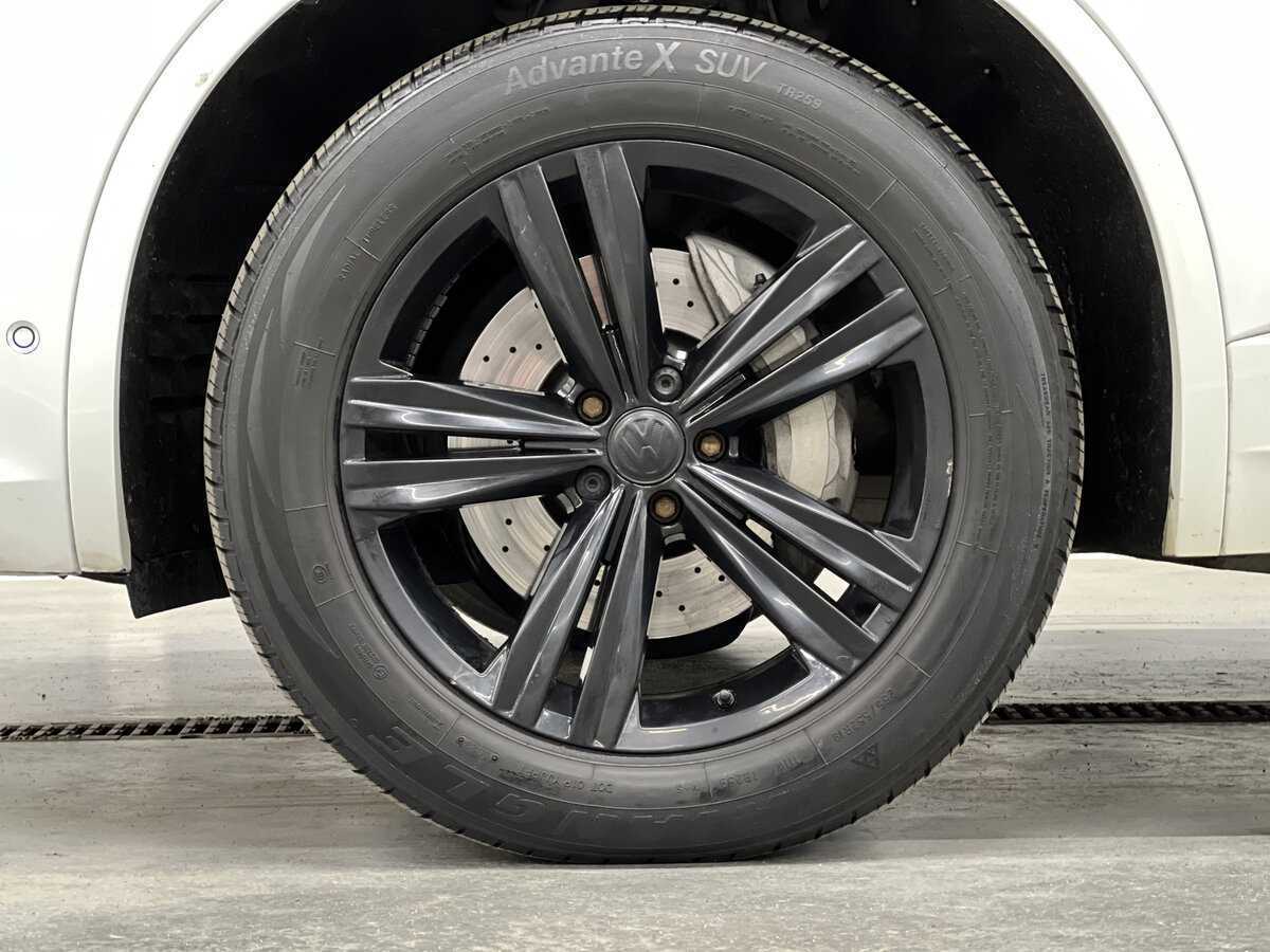 Купить Volkswagen Touareg, 2018, 198 264 км, фото №18