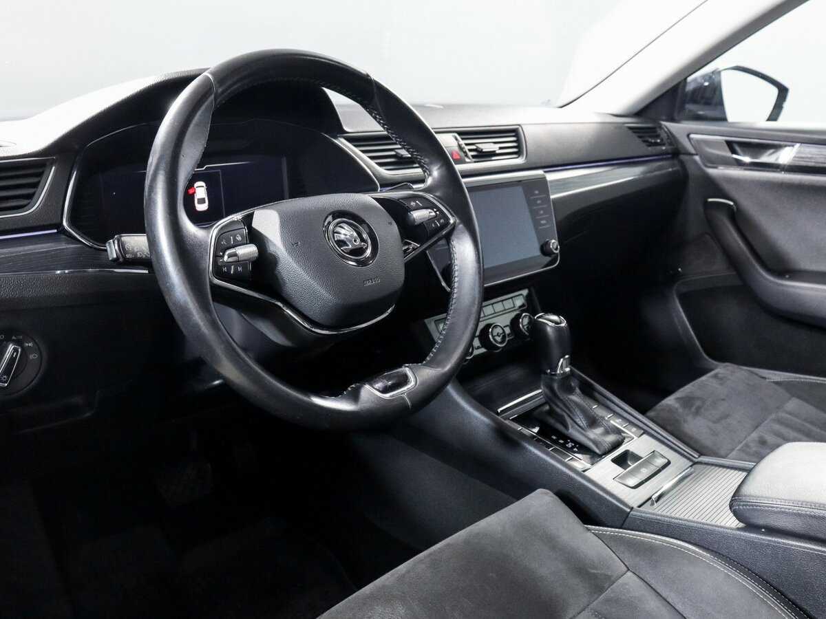 Купить Skoda Superb, 2021, 117 838 км, фото №11