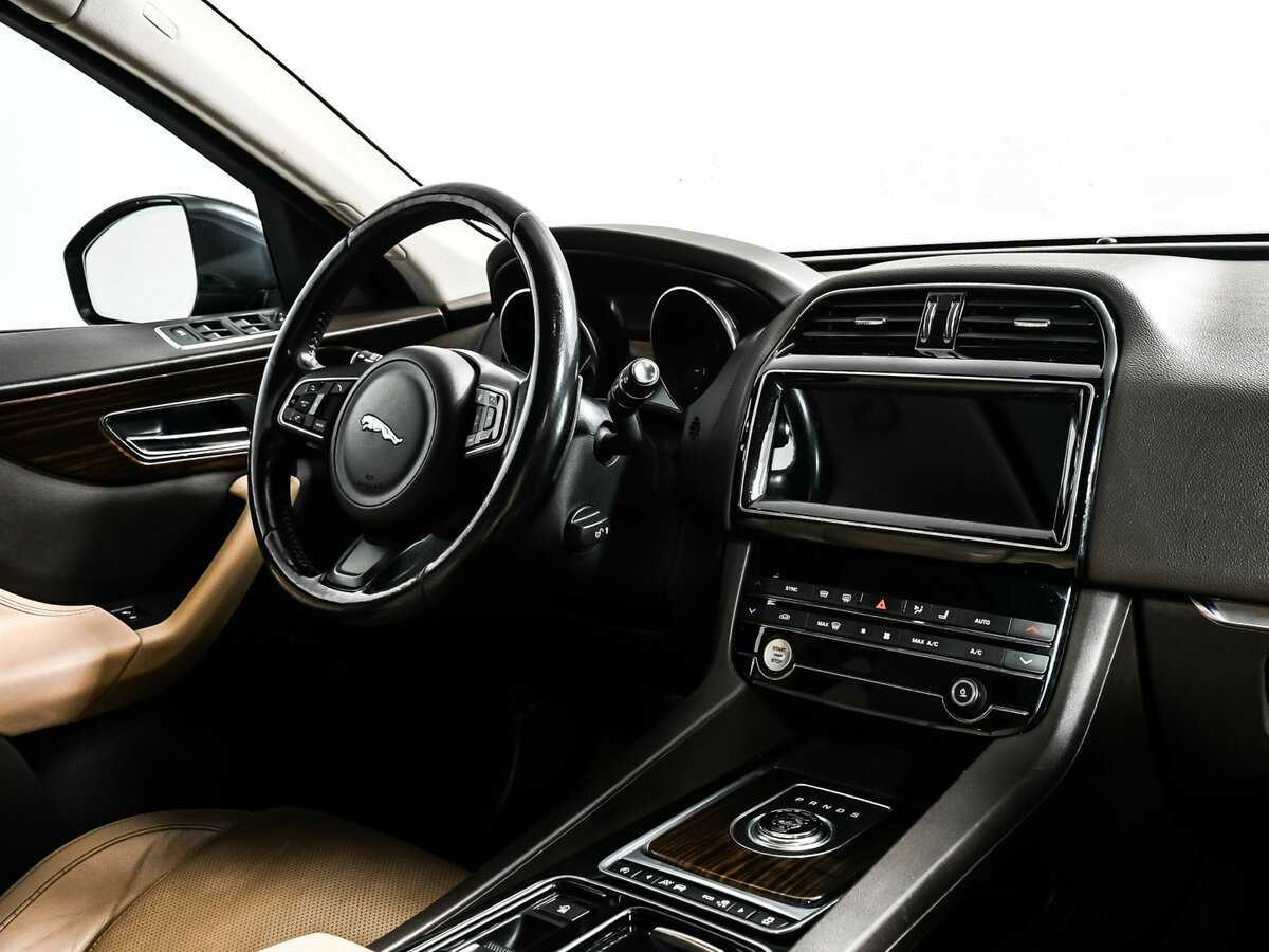 Купить Jaguar F-Pace, 2016, 121 683 км, фото №9