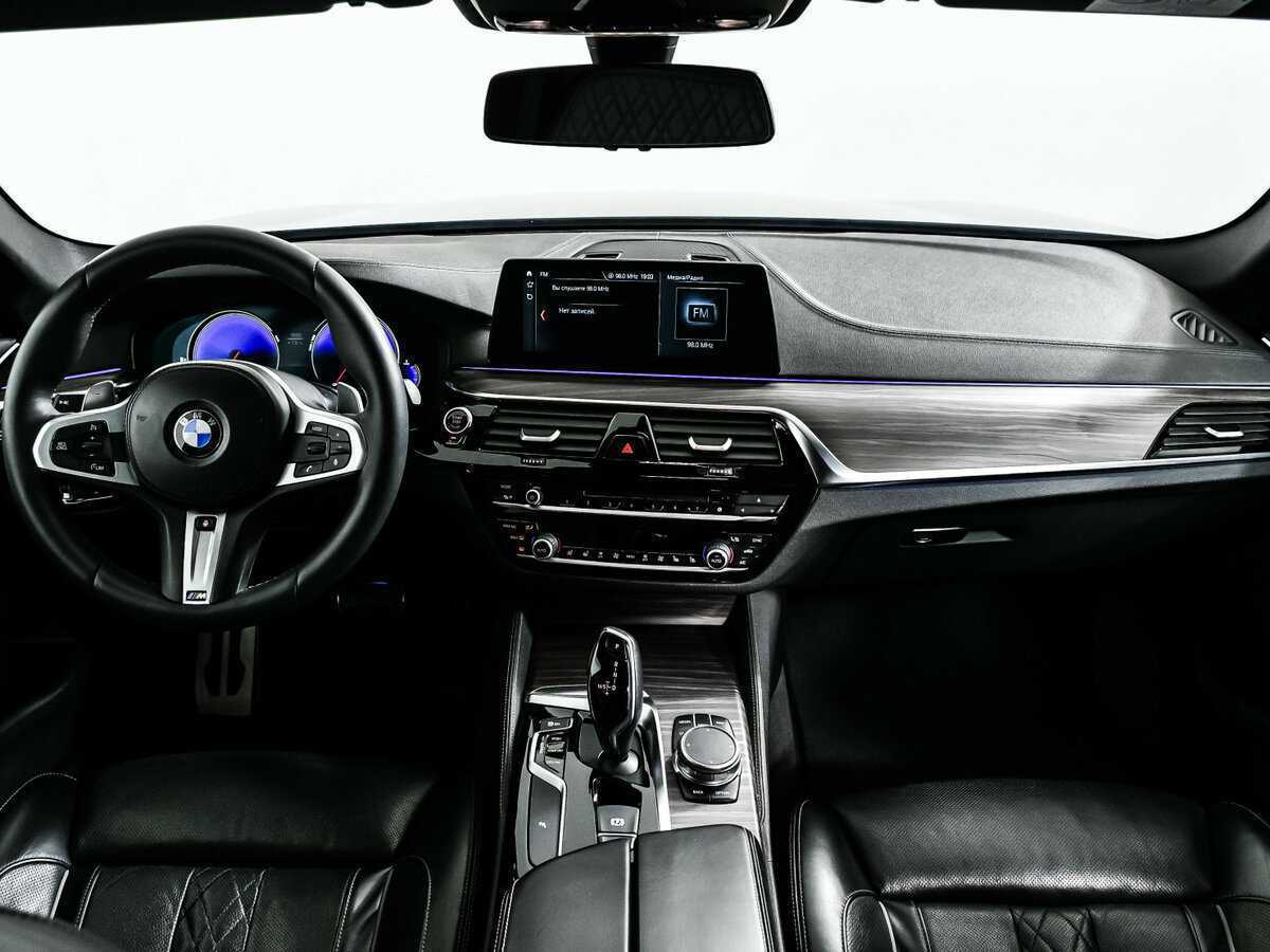 Купить BMW 5 серии 530d xDrive, 2018, 107 000 км, фото №11