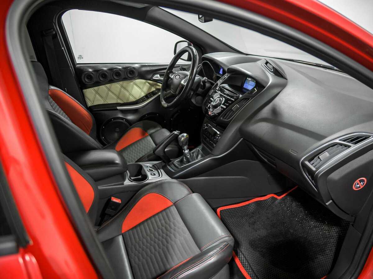 Купить Ford Focus ST, 2012, 167 964 км, фото №17