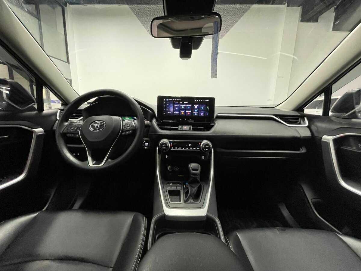 Купить Toyota RAV4, 2023, 5 470 км, фото №11