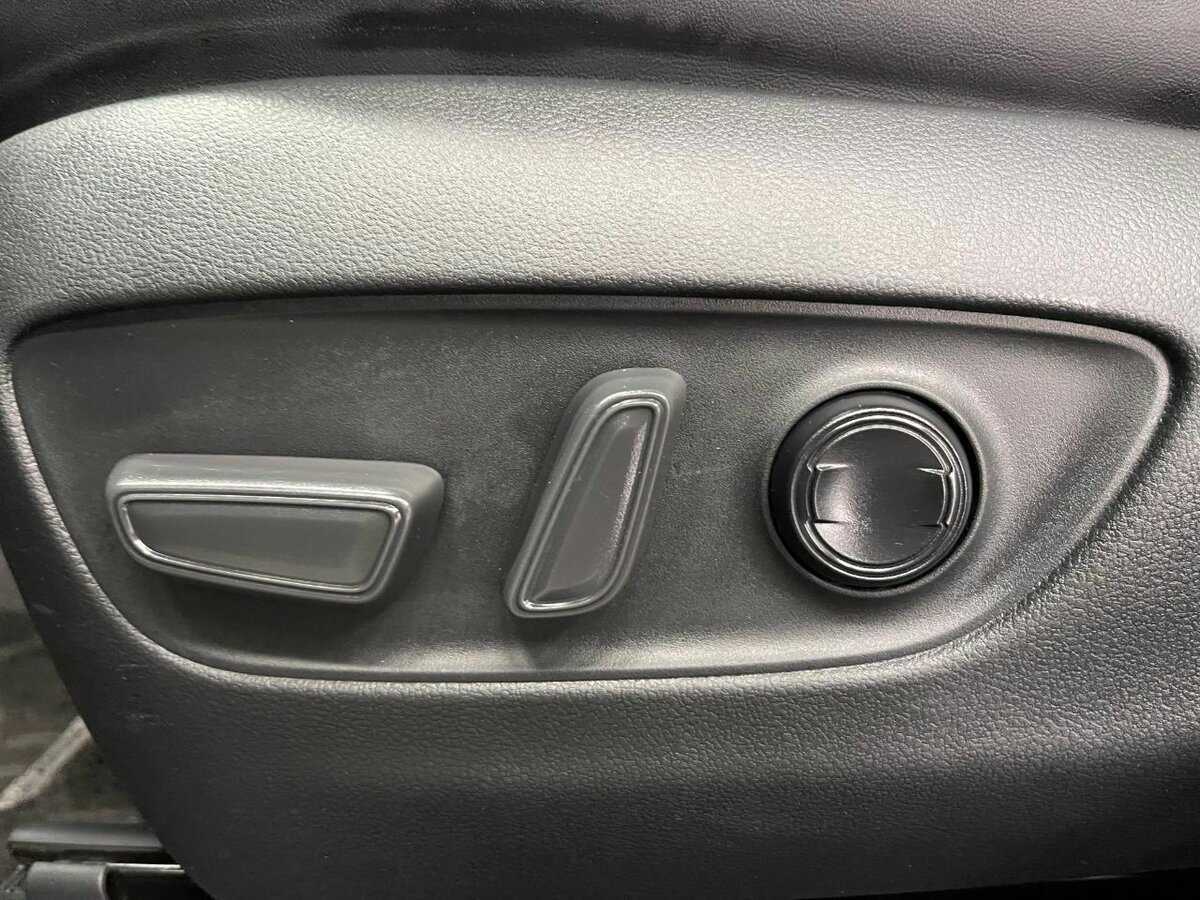 Купить Toyota RAV4, 2023, 5 470 км, фото №19