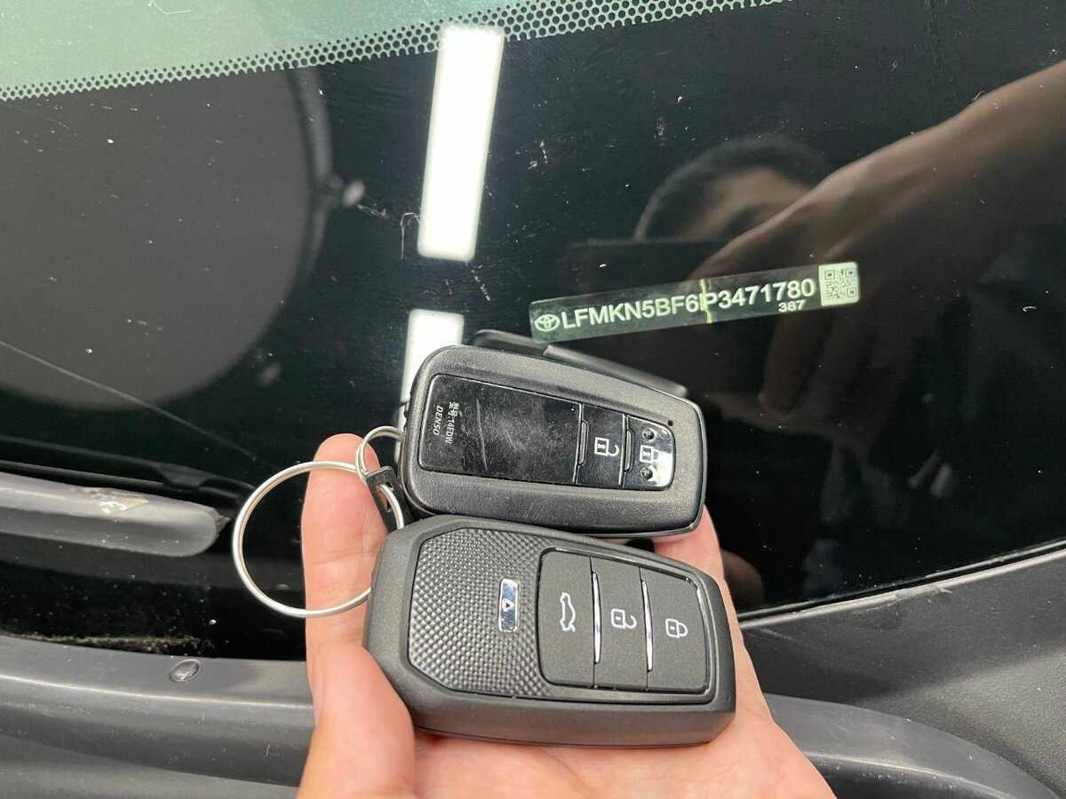 Купить Toyota RAV4, 2023, 5 470 км, фото №23