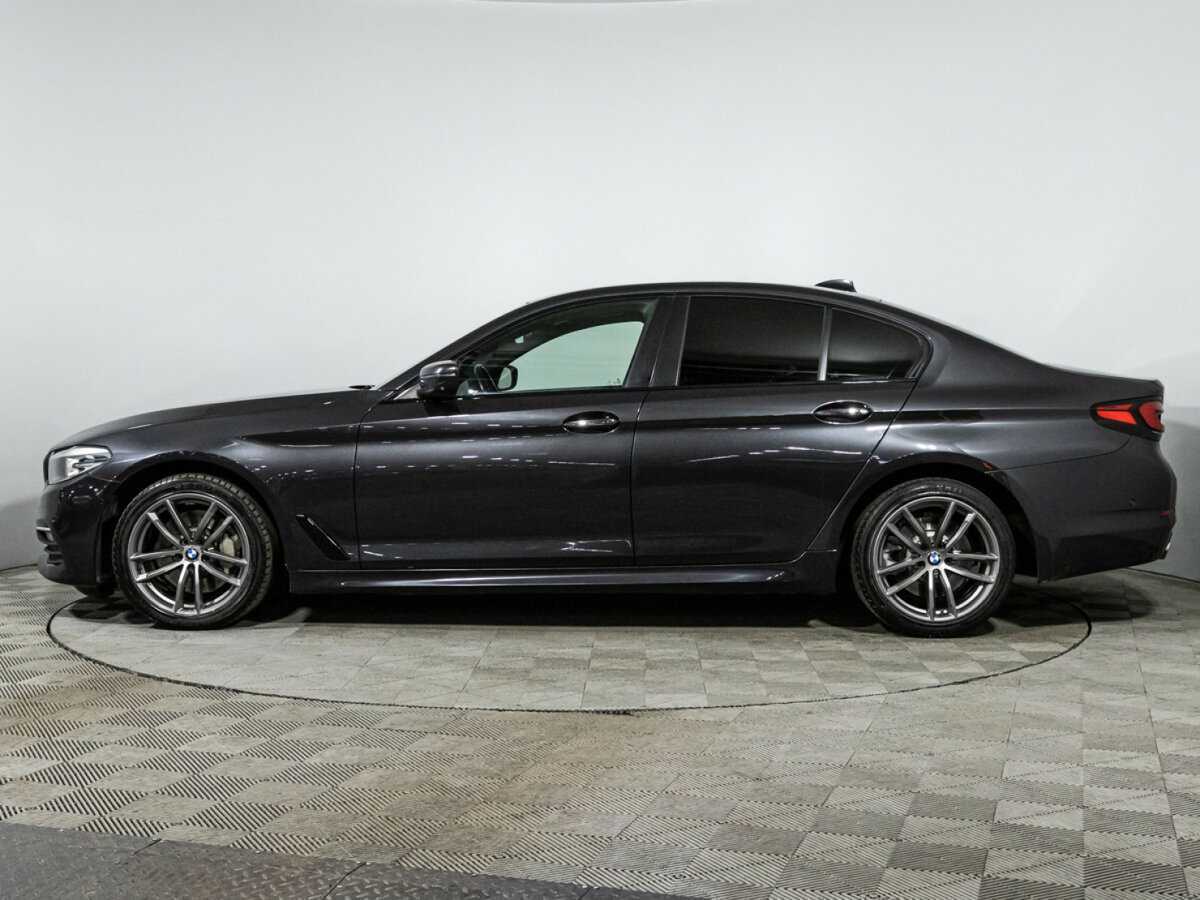 Купить BMW 5 серии 530i xDrive, 2017, 230 970 км, фото №8