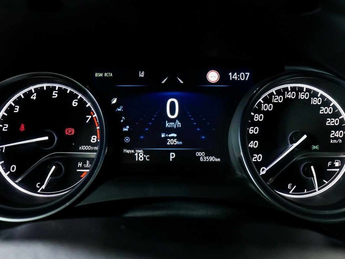 Купить Toyota Camry, 2021, 63 000 км, фото №8