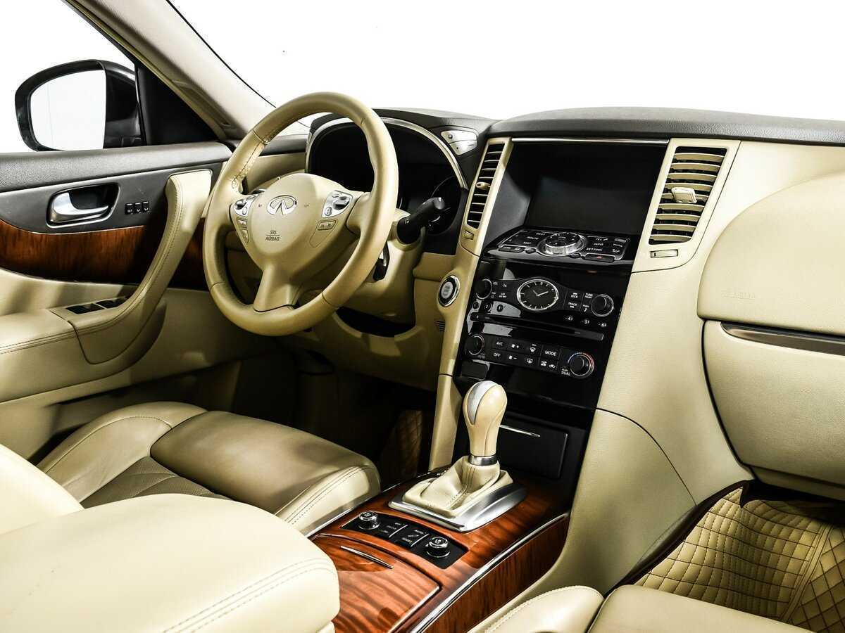 Купить Infiniti QX70, 2015, 94 087 км, фото №9