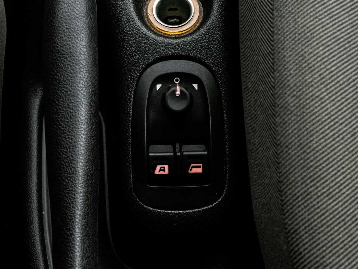 Купить Peugeot 207i (Iran Khodro), 2023, 31 729 км, фото №16