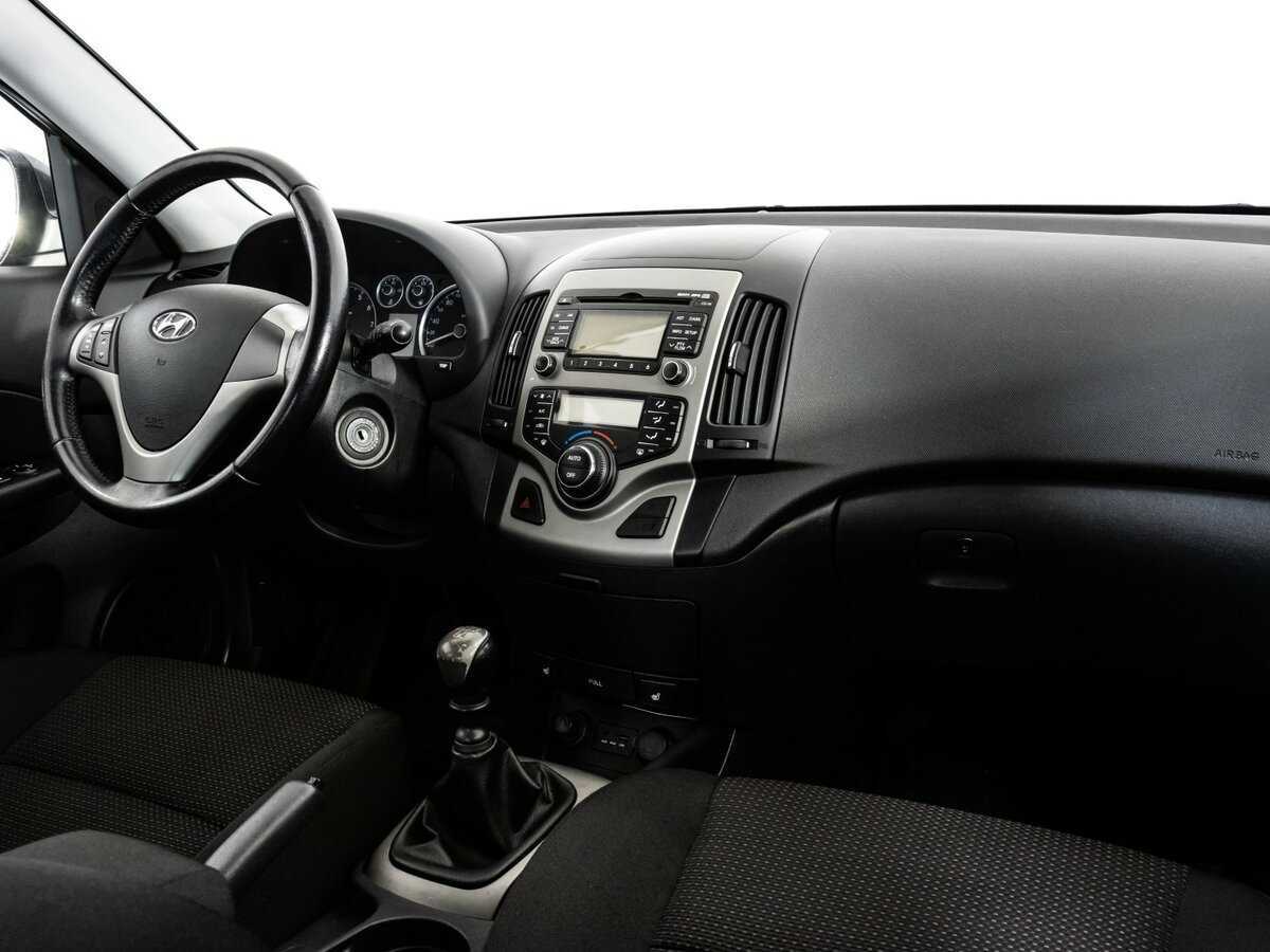 Купить Hyundai i30, 2009, 203 211 км, фото №7