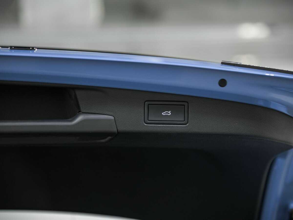 Купить Volkswagen Tiguan L Pro, 2024, 230 км, фото №24