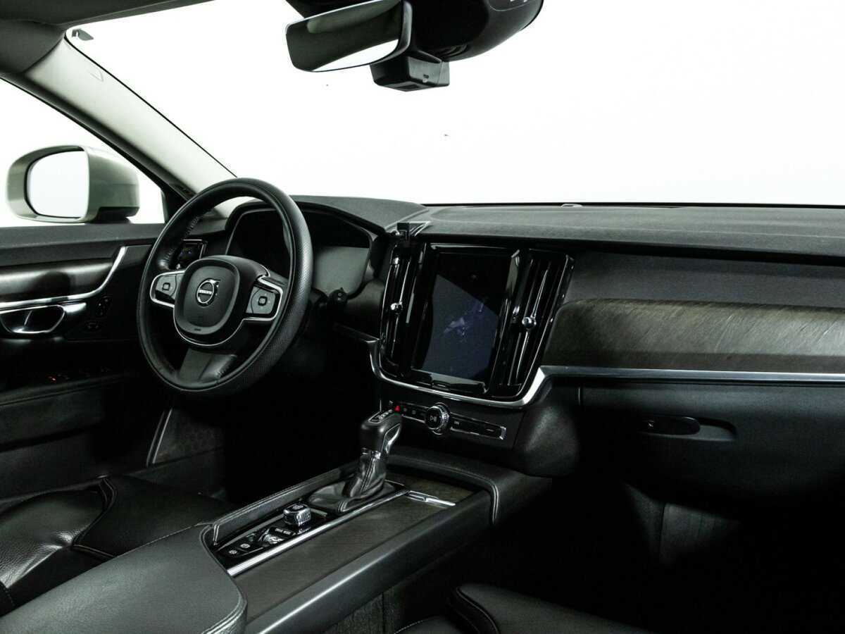 Купить Volvo V90 Cross Country, 2017, 290 416 км, фото №9