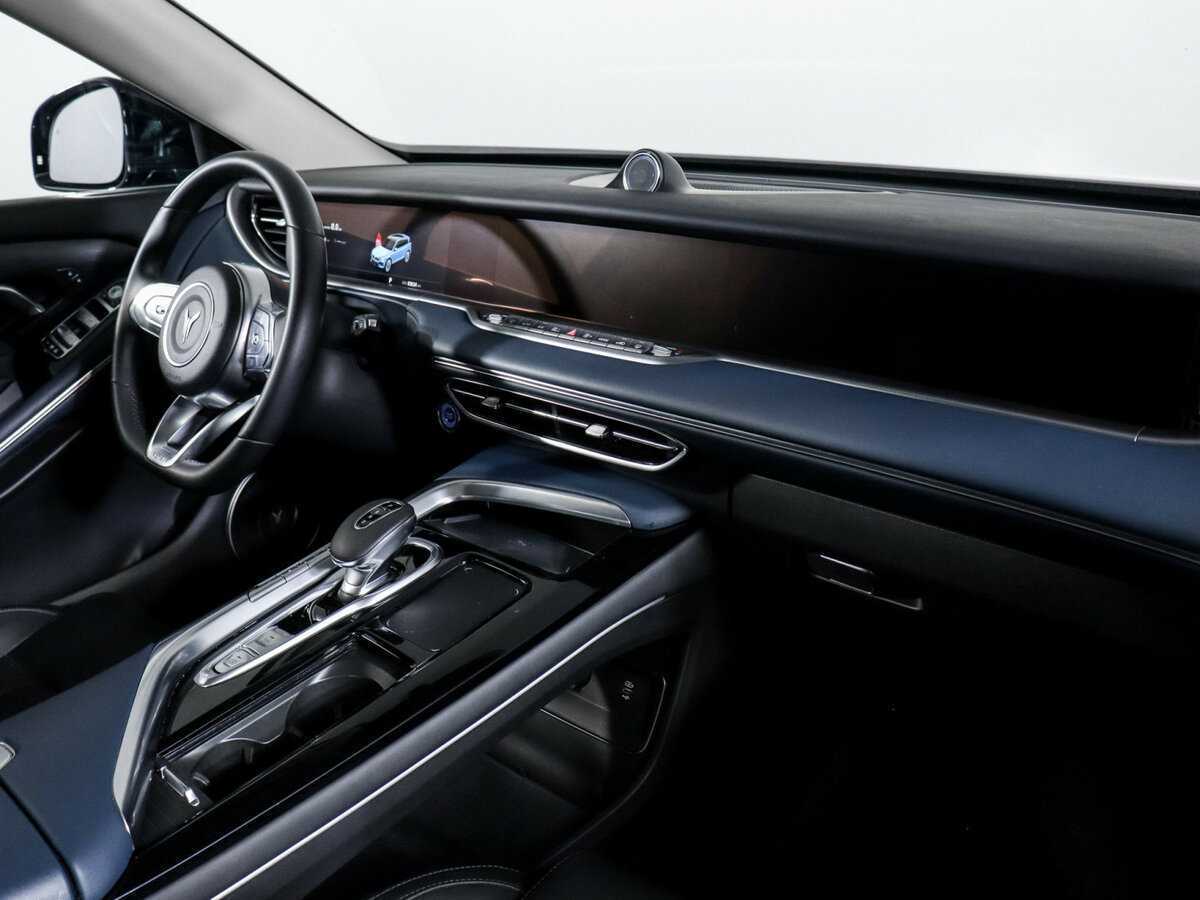 Купить Voyah Free EVR, 2022, 83 623 км, фото №9