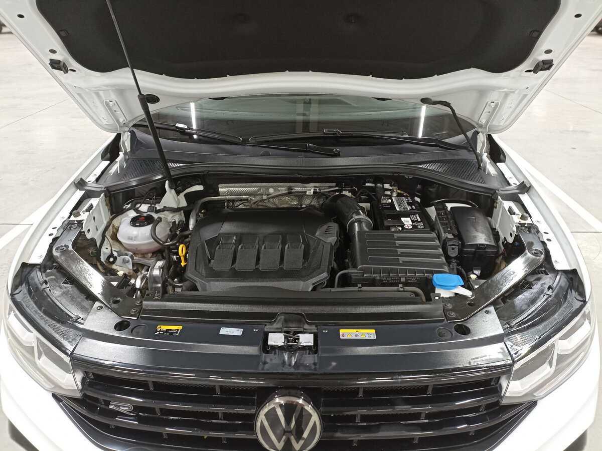 Купить Volkswagen Tiguan, 2021, 35 955 км, фото №9