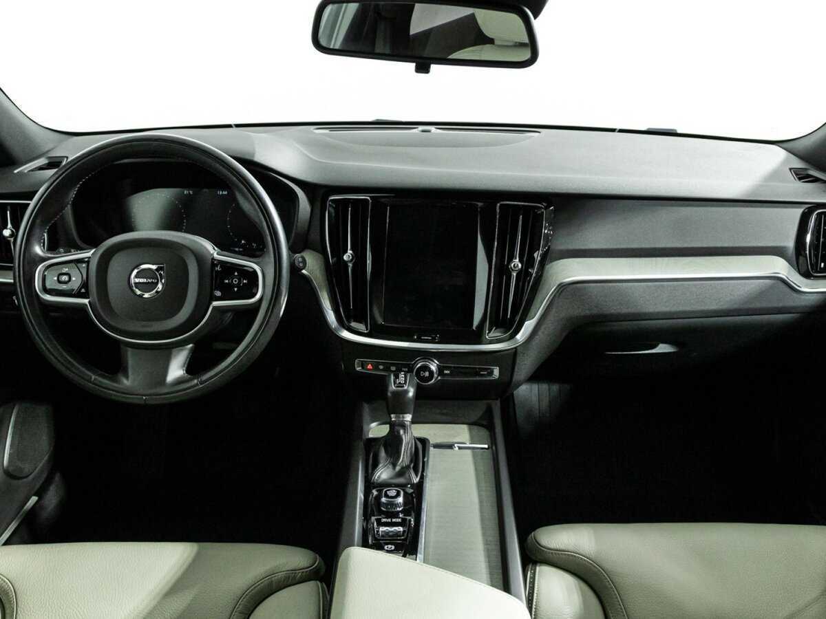 Купить Volvo V60 Cross Country, 2019, 141 245 км, фото №13
