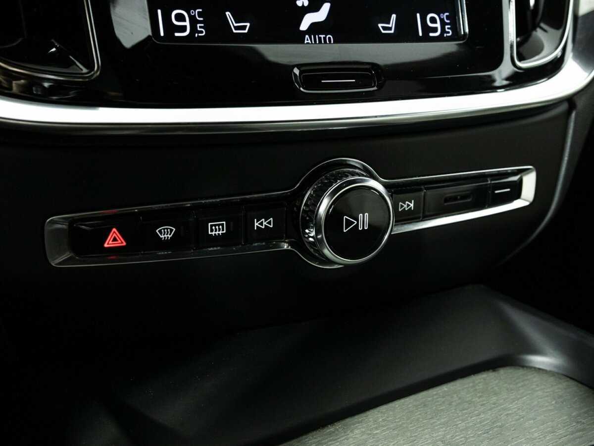 Купить Volvo V60 Cross Country, 2019, 141 245 км, фото №23