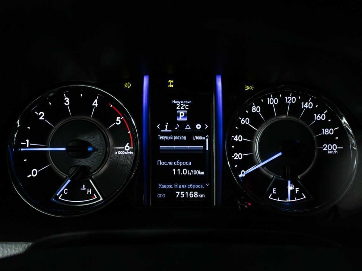 Купить Toyota Fortuner, 2017, 75 000 км, фото №12