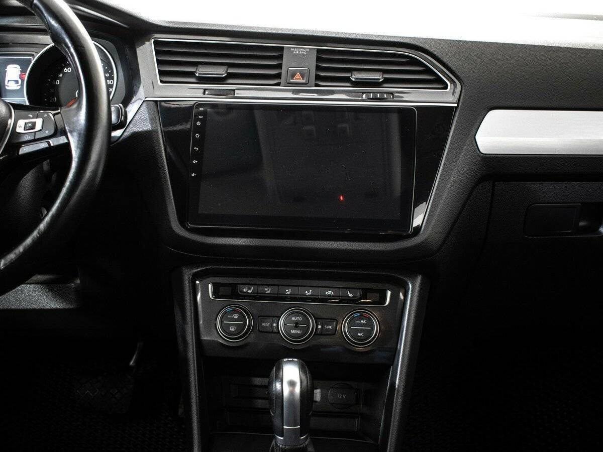 Купить Volkswagen Tiguan, 2017, 111 458 км, фото №10
