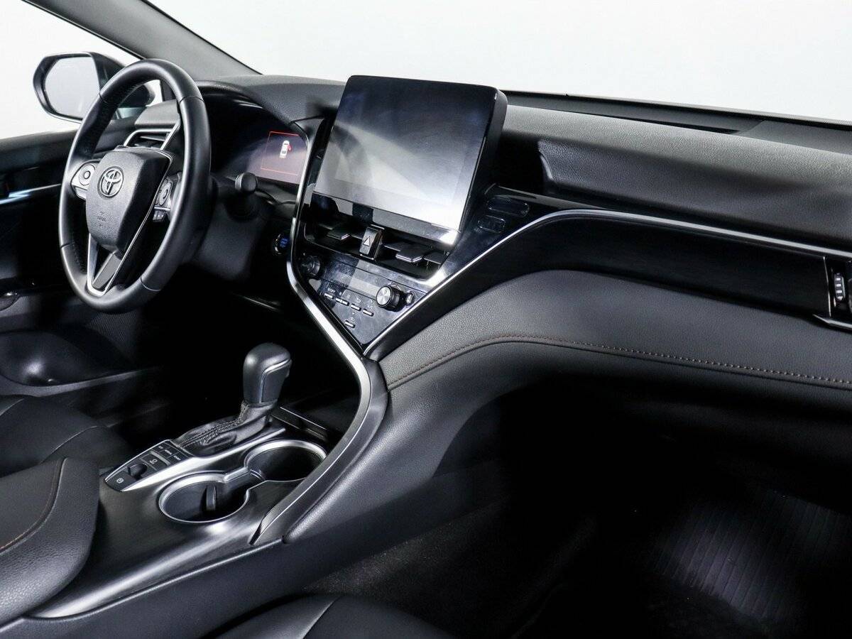 Купить Toyota Camry, 2023, 55 600 км, фото №9